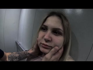 picked up a chick in the elevator and fucked at home. homemade porn sex blowjob doggystyle russian